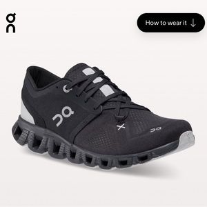 Onclouds X 3 Size 7, mint condition